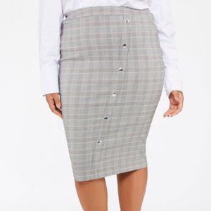 PLAID SNAP BUTTON SKIRT